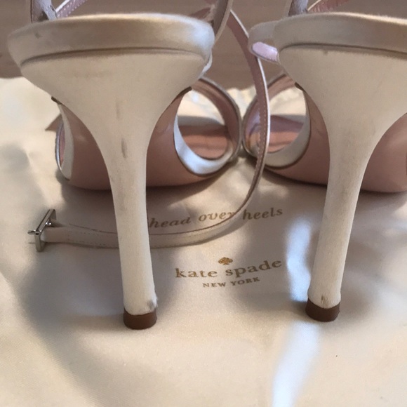 Kate spade straps heel. - Picture 3 of 5